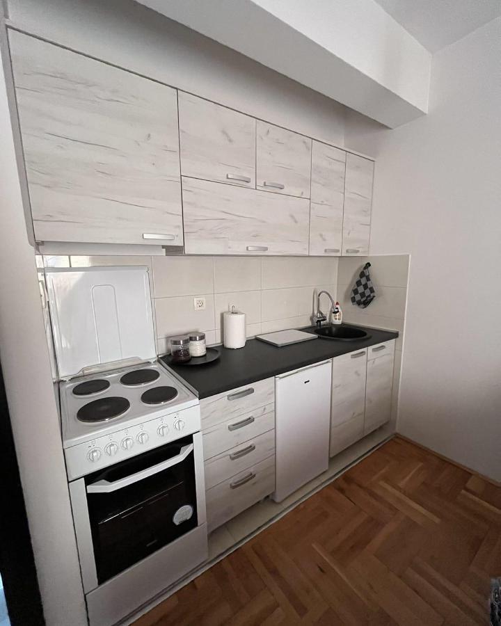 Studio Place 8 Подгорица Экстерьер фото